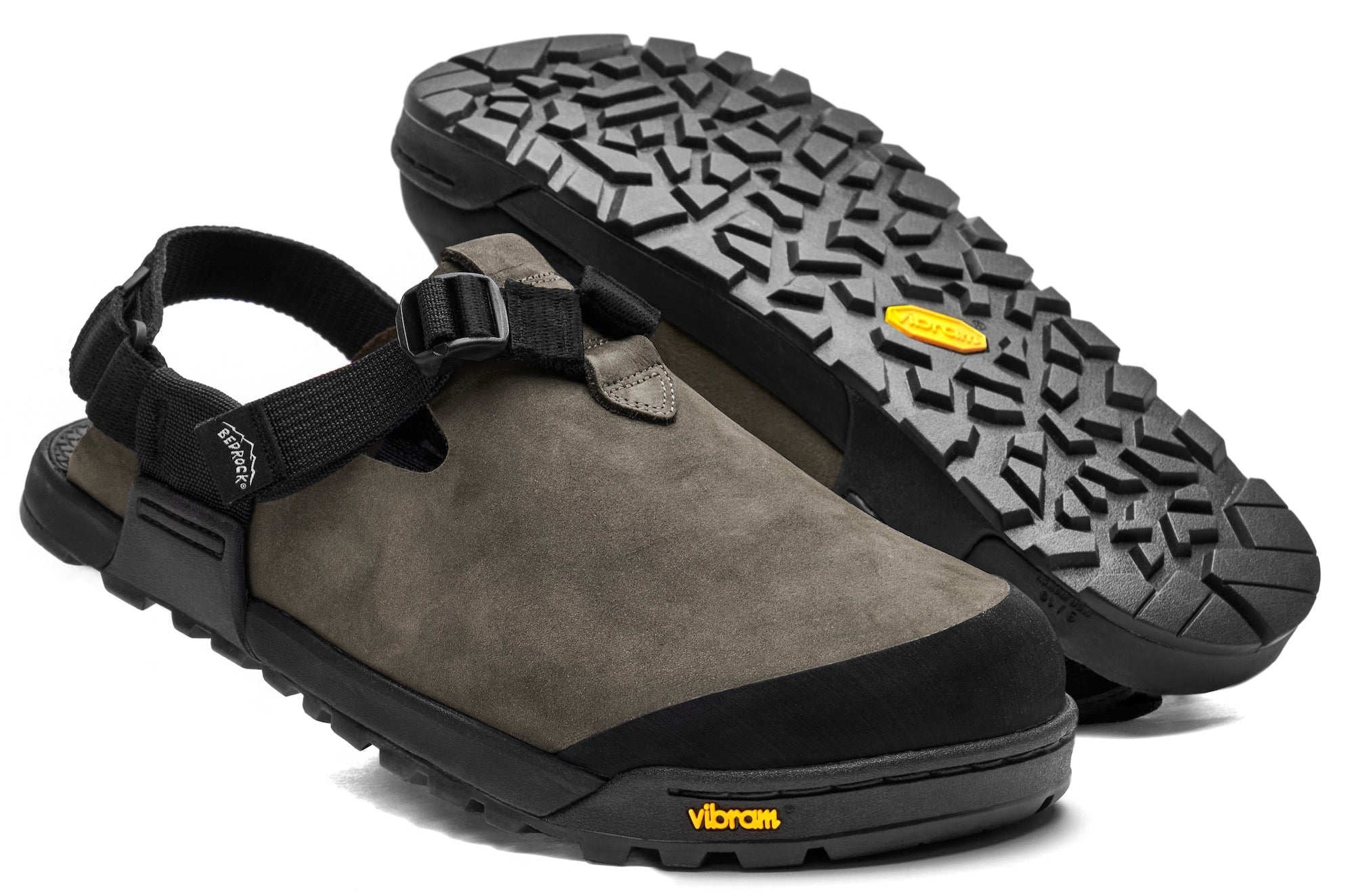 靴 BEDROCK SANDALS \