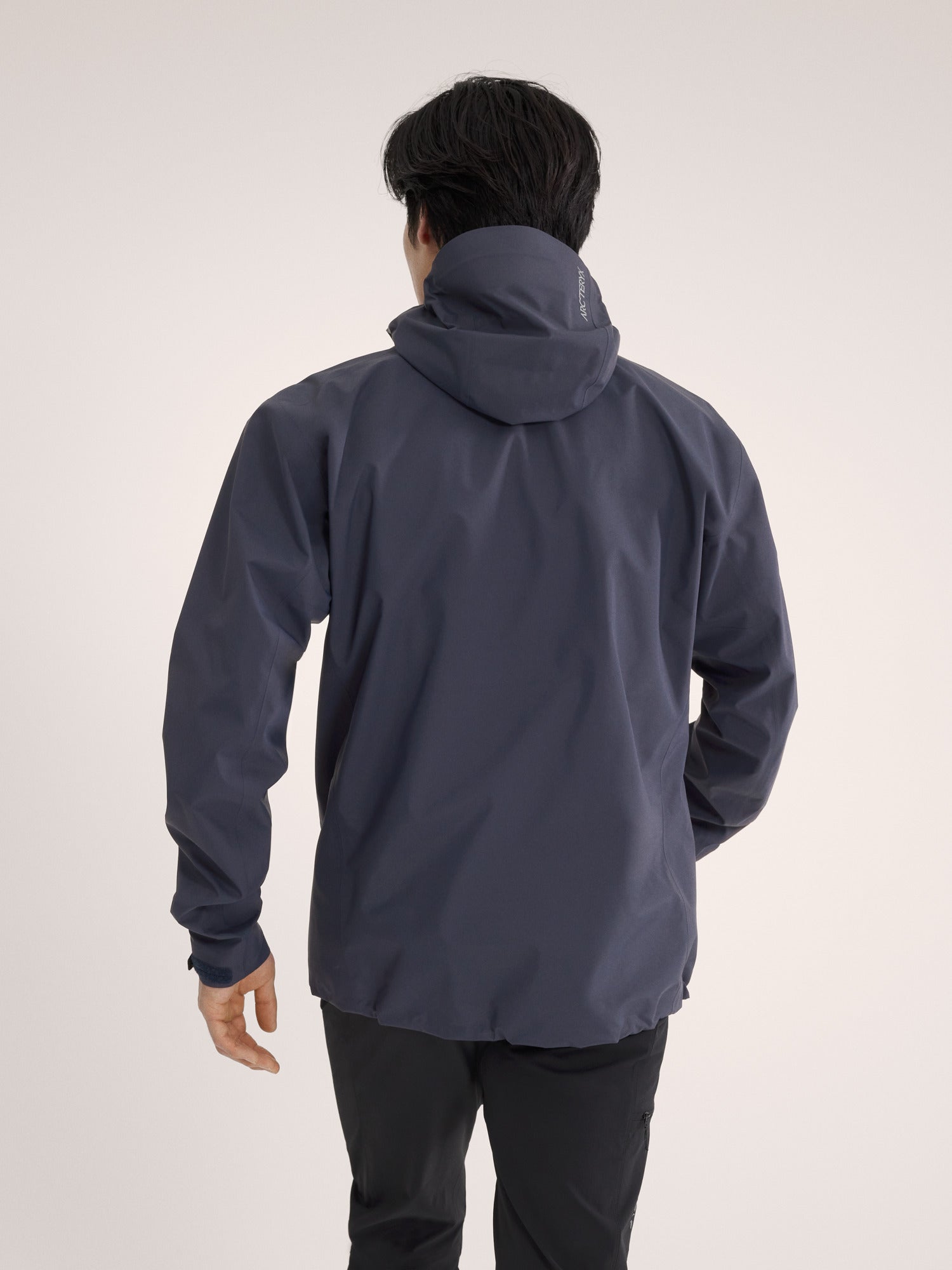 ぷ*ん様 ARC’TERYX BETA JACKET Arc'Teryx Beta Jacket for Men - Durable & Eco-friendly Outdoor