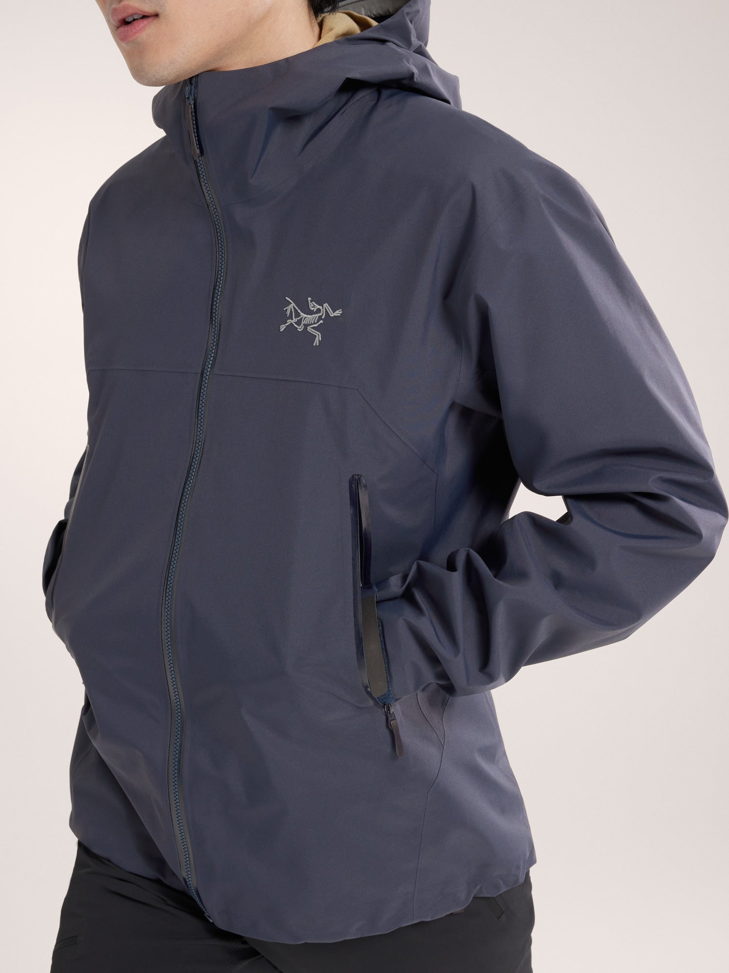 Arc'Teryx Beta Jacket for Men - Durable & Eco-friendly Outdoor