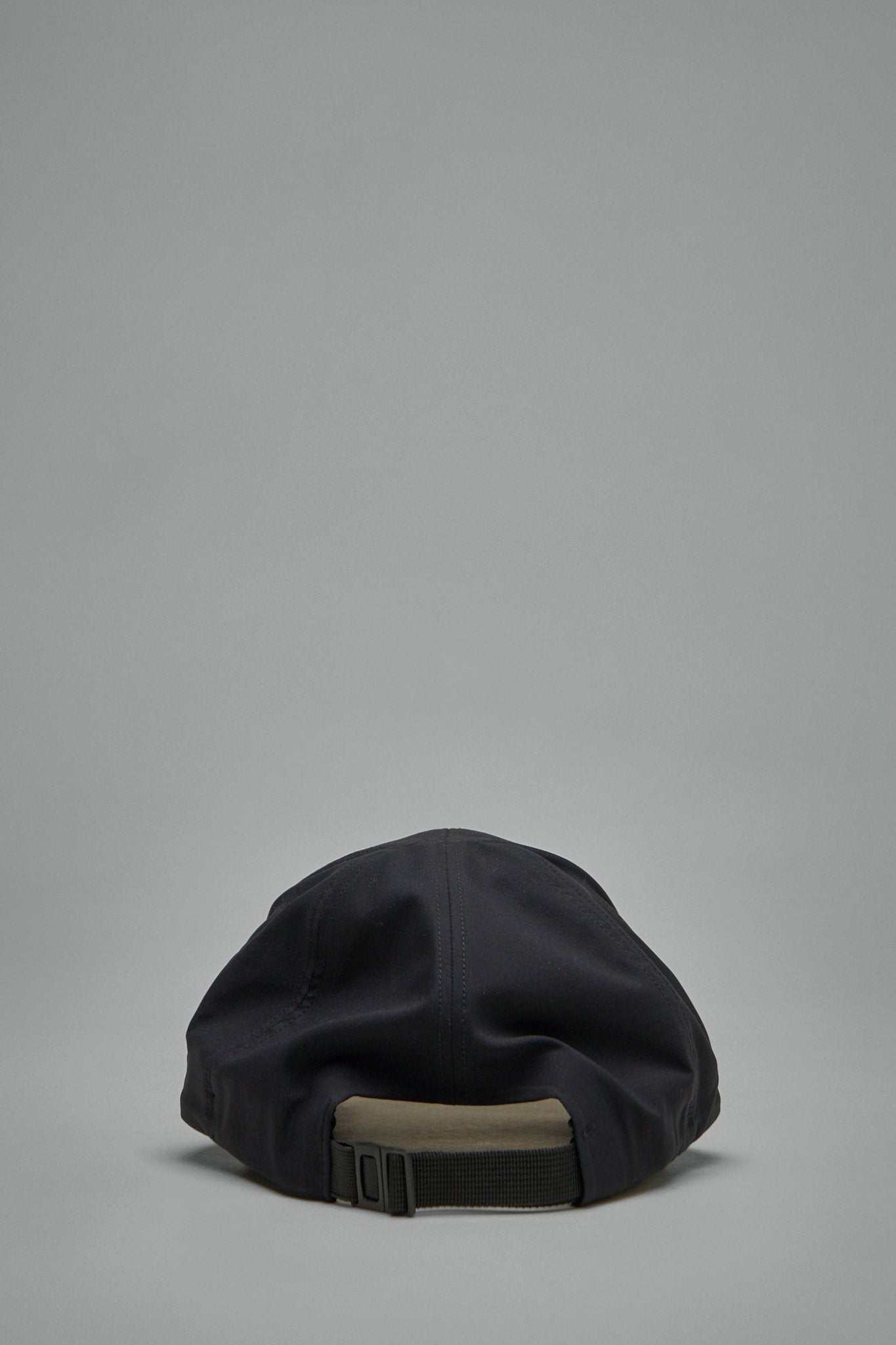 Arc'teryx Bird Word Hat - Durable Outdoor Cap with Sweat-Wicking