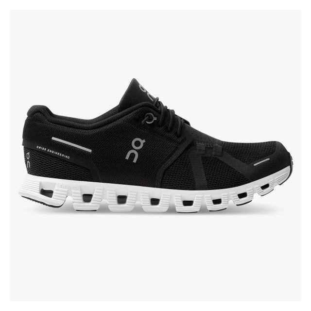 On Running Women's Cloud 5 Black/White